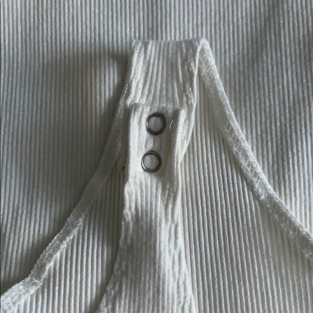 Off Shoulder Ribbed Bodysuit - Picture 5 of 5